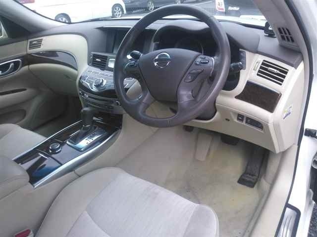 2013 Nissan Fuga